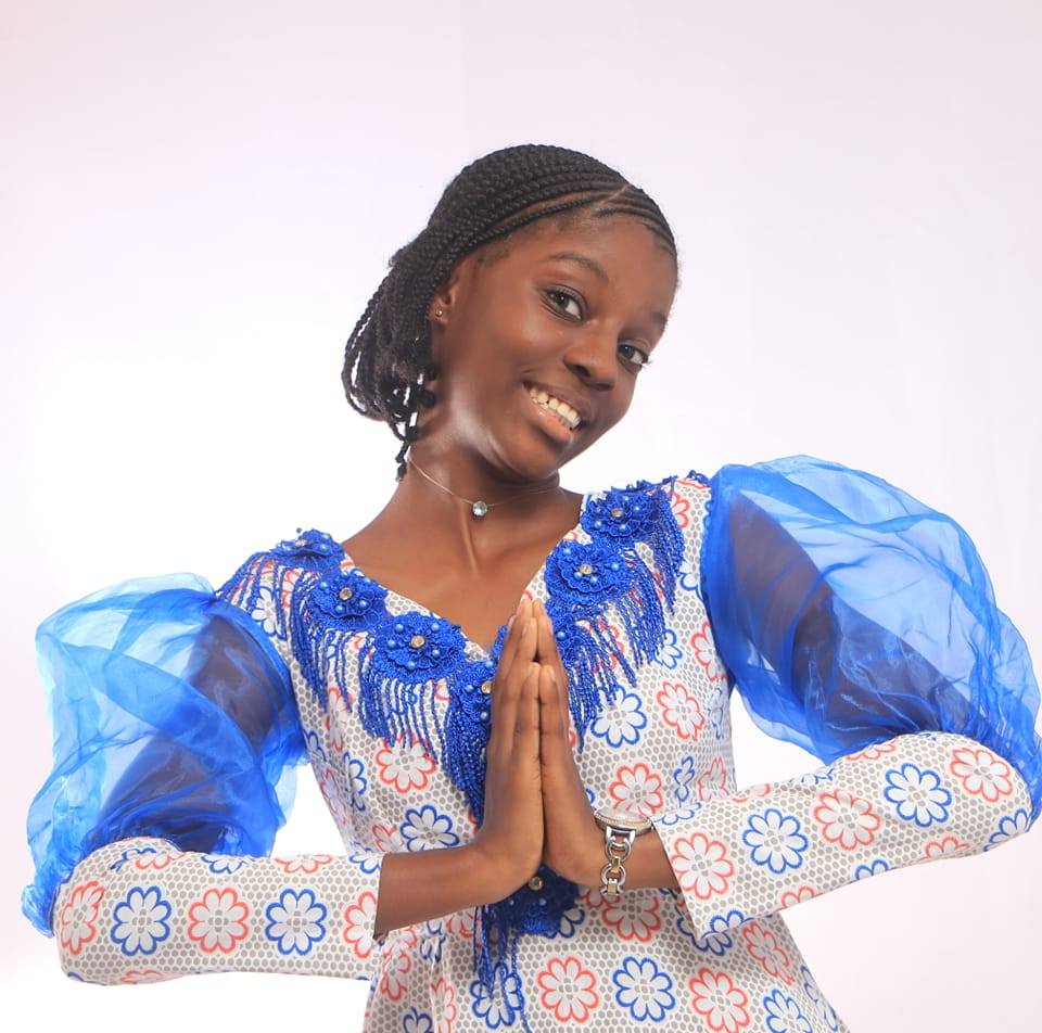 Ruth Précieuse : la nouvelle étoile du Gospel gabonais signée Africa Connex